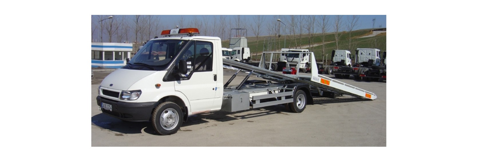 Ümraniye oto kurtarıcı hizmeti - 7/24 yol yardımı